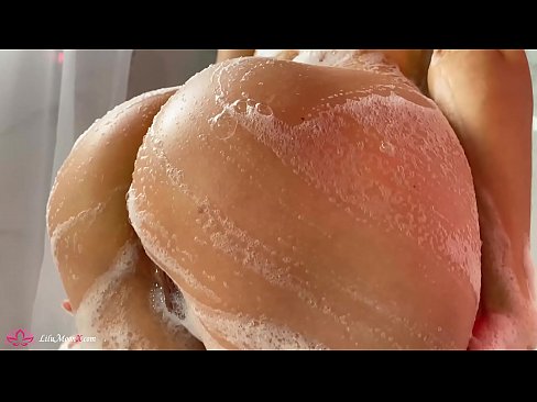 ❤️ Zeshkania masturbon pidhin me vibrator deri në orgazmë intensive në dush ️ Porno vk në pornografi sq.hentaiteca.ru ﹏